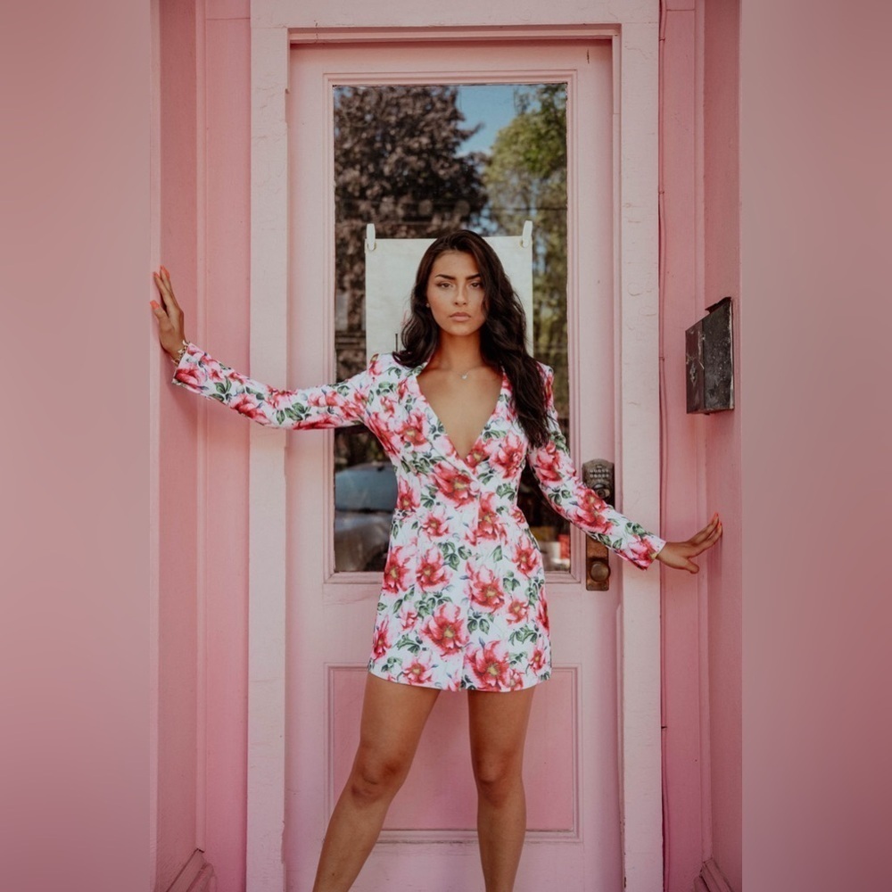 NWT ALICE + OLIVIA Latoya Tea Floral Crepe Tailored Mini Blazer Dress